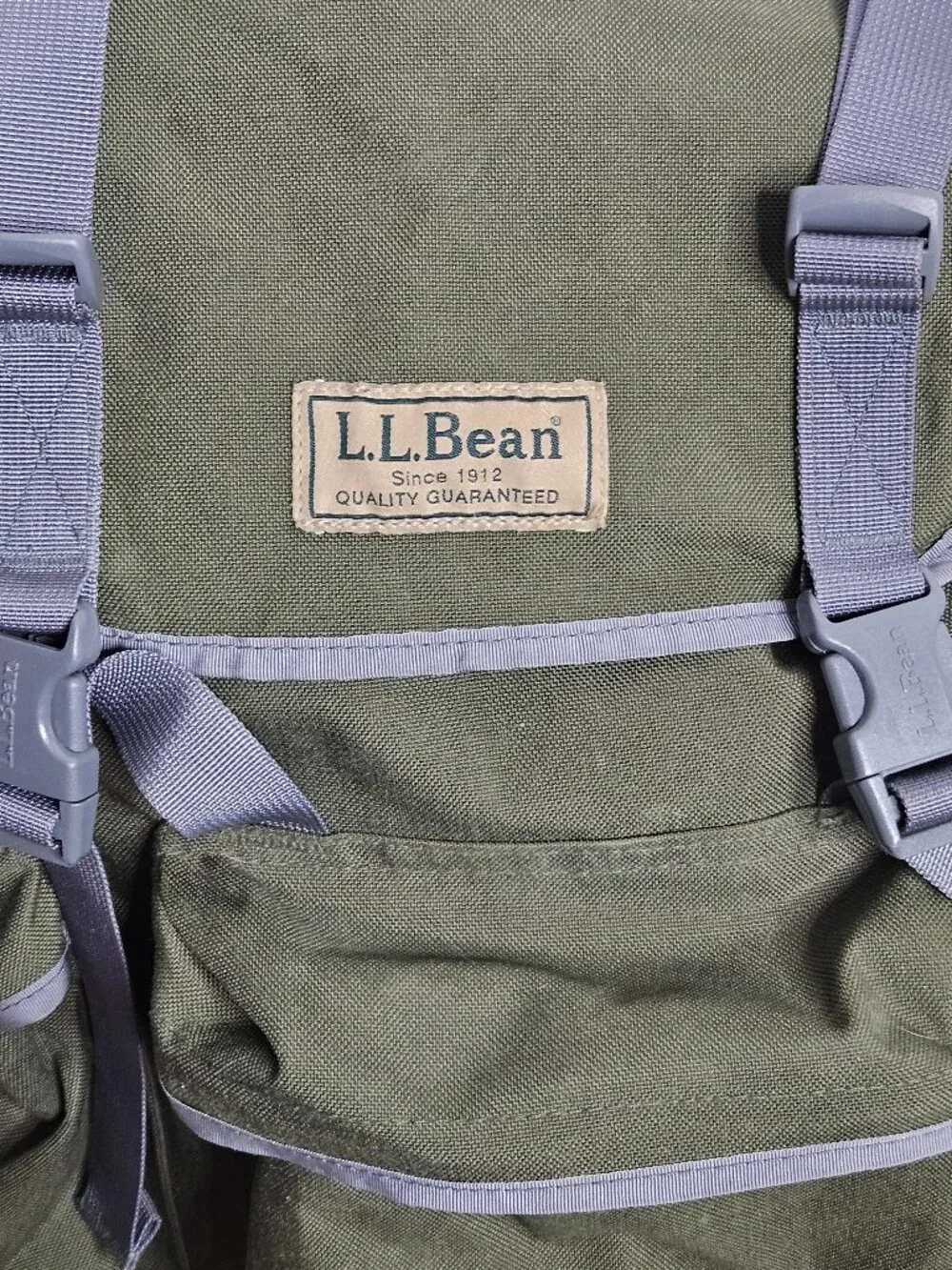 LL Bean Continental Rucksack Backpack Army Green Hiking Travel Gorpcore Outdoors